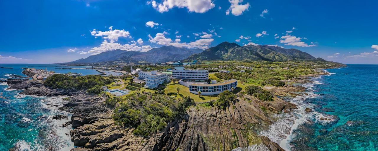 The Hotel Yakushima Ocean & Forest ภายนอก รูปภาพ