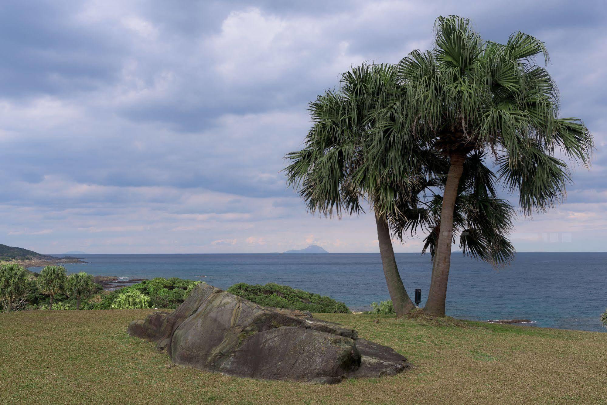 The Hotel Yakushima Ocean & Forest ภายนอก รูปภาพ